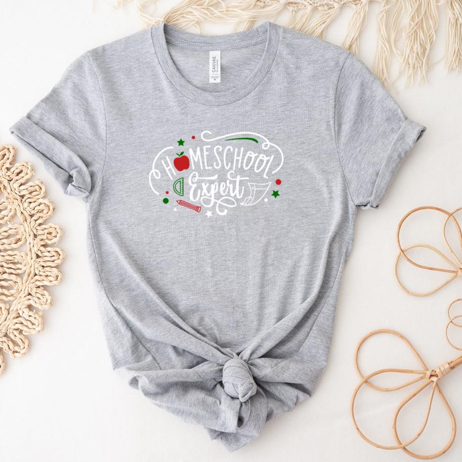 Homeschool expert  with white T-Shirt