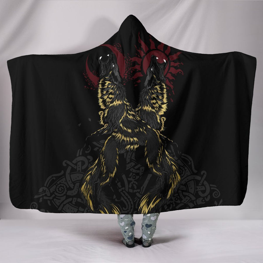 Tspinners The Wolves Skoll and Hati Hooded Blanket A7
